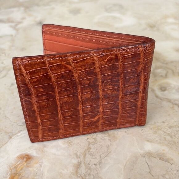 Leather Croc Embossed Bifold Compact Wallet - Picture 4 of 12